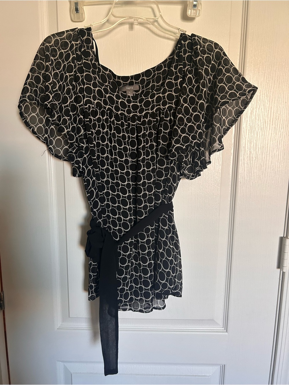 Apt. 9 Black Blouse with Ivory Circle Print and Waist Tie
